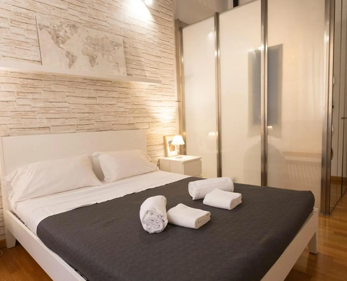 Barberini Apt Close To Fontana Di Trevi Rom Apartment
